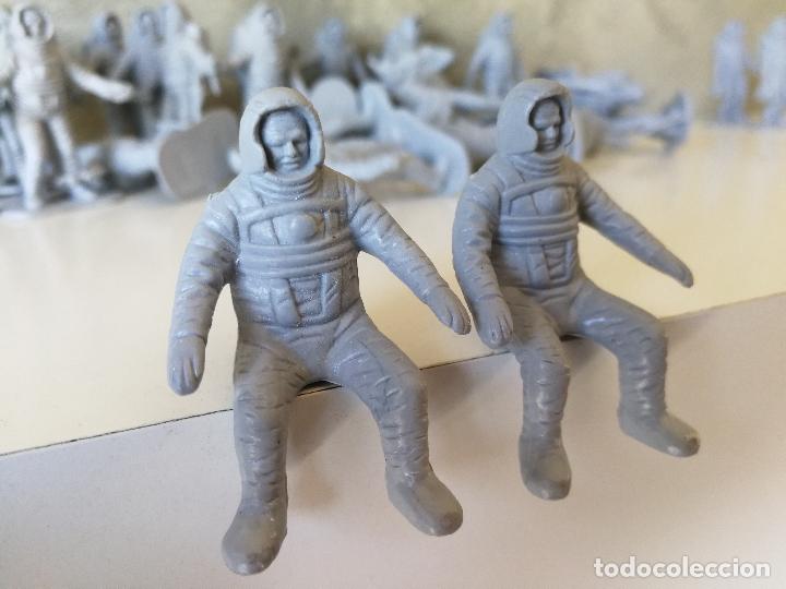 Figuras de goma y PVC: LOTE ASTRONAUTAS PVC - Foto 17