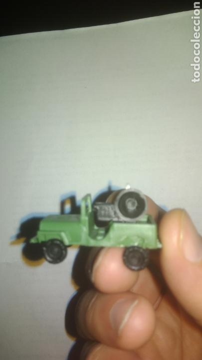 Figuras de goma y PVC: MONTAPLEX. Jeep. - Foto 3