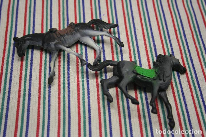 Figuras de goma y PVC: 2 CABALLOS COMANSI - Foto 3