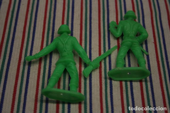 Figuras de goma y PVC: 2 SOLDADOS ESPA&Ntilde;OLES COMANSI - Foto 3