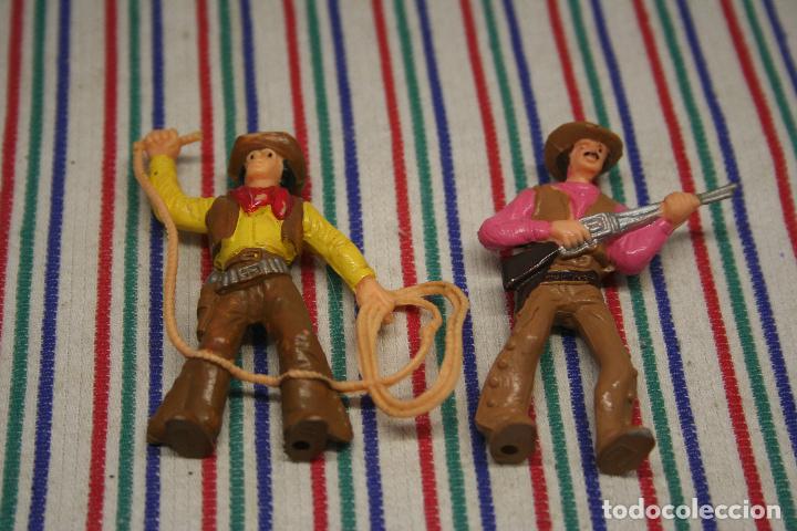 Figuras de goma y PVC: VAQUEROS COMANSI - Foto 1