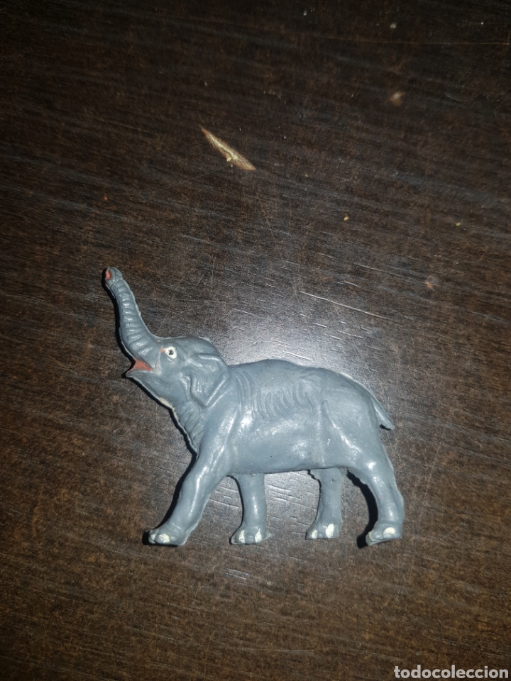 Figuras de goma y PVC: Elefante de goma - Foto 1
