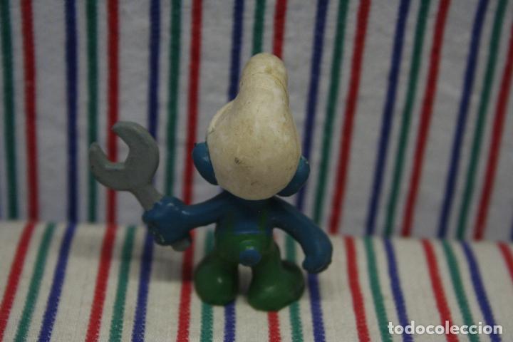 Figuras de goma y PVC: PITUFO MECANICO DE SCHLEICH - Foto 3