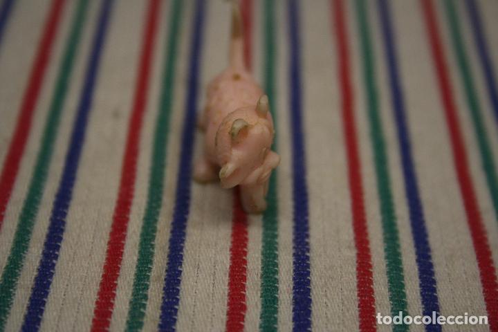 Figuras de goma y PVC: FIGURA DIENTES SABLE ROSA DUNKIN - Foto 4