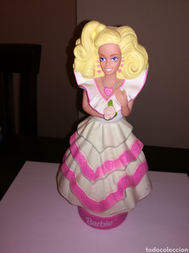 Figuras de goma y PVC: BOTE DE COLONIA DE BARBIE FIGURA DE PVC