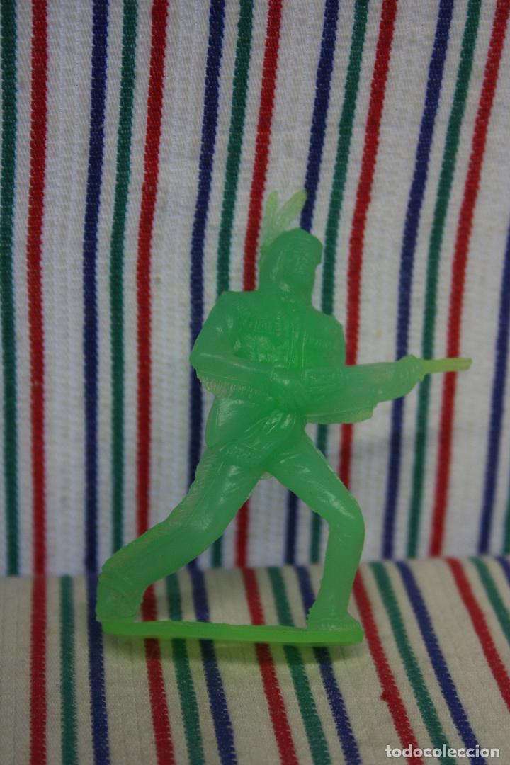Figuras de goma y PVC: INDIO CON RIFLE COMANSI - Foto 2