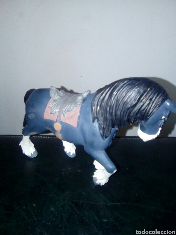 Figuras de goma y PVC: Caballo Angus, de la princesa M&eacute;rida. - Foto 3