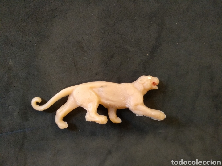 Figuras de goma y PVC: Figura pantera Dunkin - Foto 1