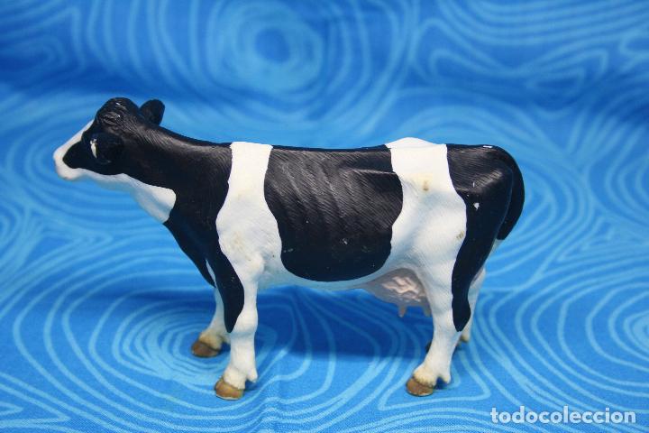 Figuras de goma y PVC: VACA DE SCHLEICH, DESCATALOGADO - Foto 3