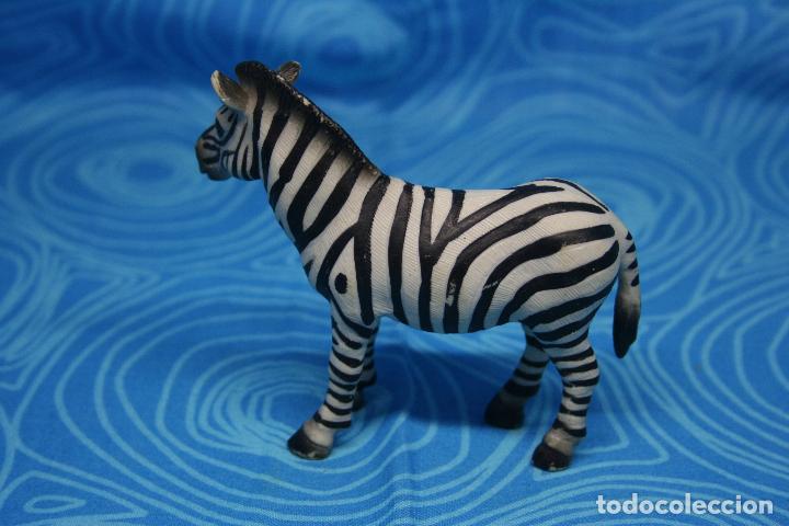 Figuras de goma y PVC: CEBRA DE SCHLEICH, DESCATALOGADA - Foto 3