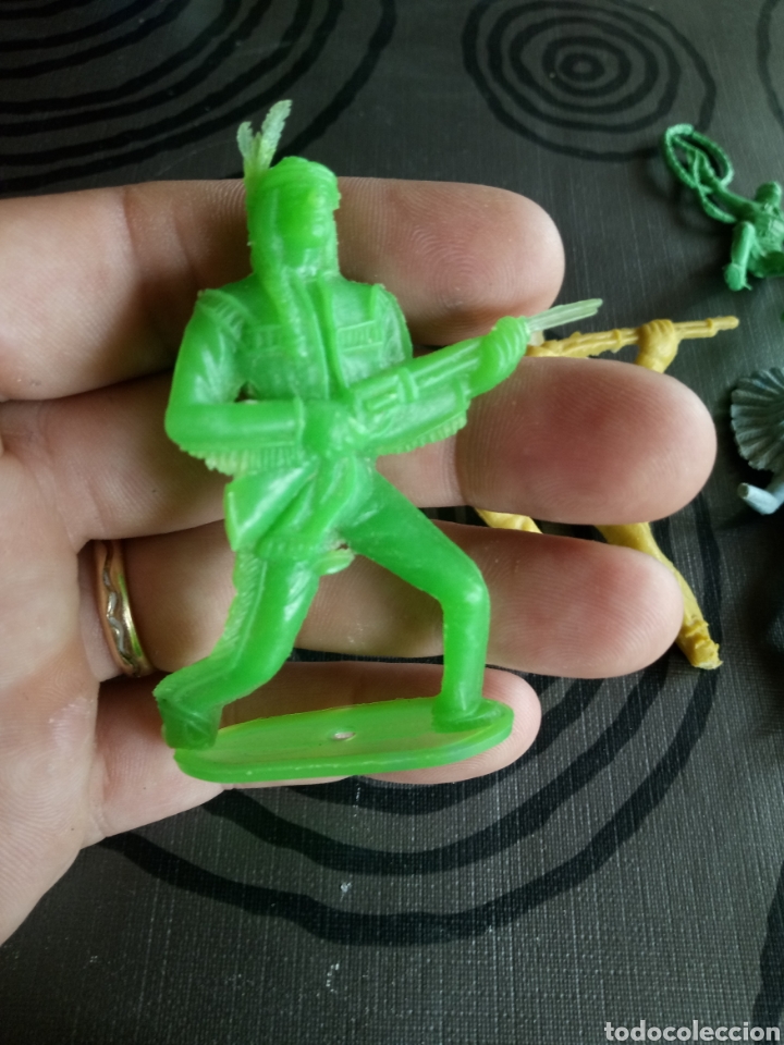 Figuras de goma y PVC: LOTE OESTE VAQUEROS INDIOS Y CABALLOS,MAYOR&Iacute;A COMANSI - Foto 8