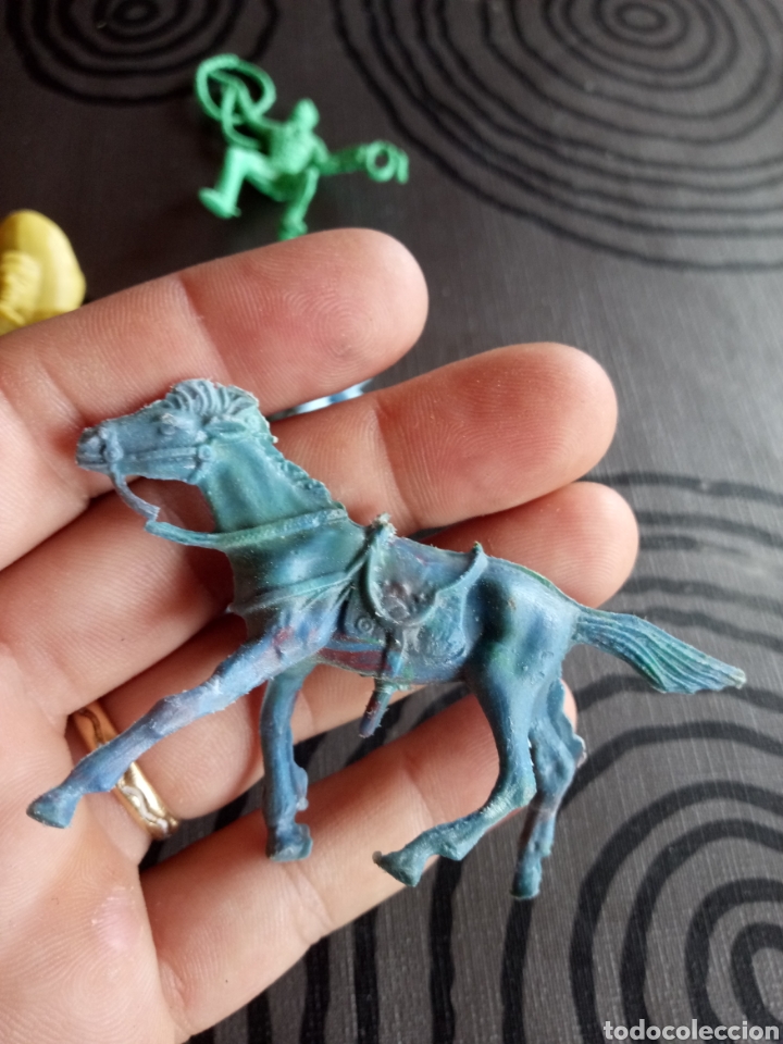 Figuras de goma y PVC: LOTE OESTE VAQUEROS INDIOS Y CABALLOS,MAYOR&Iacute;A COMANSI - Foto 13
