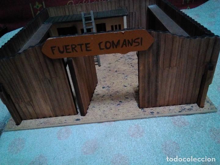 Figuras de goma y PVC: FUERTE DE COMANSI EN MADERA - Foto 2
