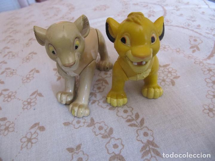 Figuras de goma y PVC: 2 LEONES DISNEY - Foto 1