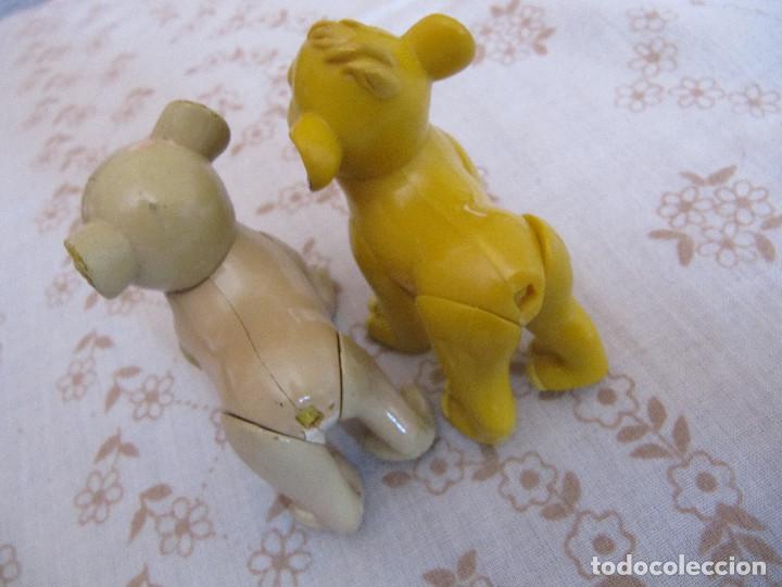 Figuras de goma y PVC: 2 LEONES DISNEY - Foto 3