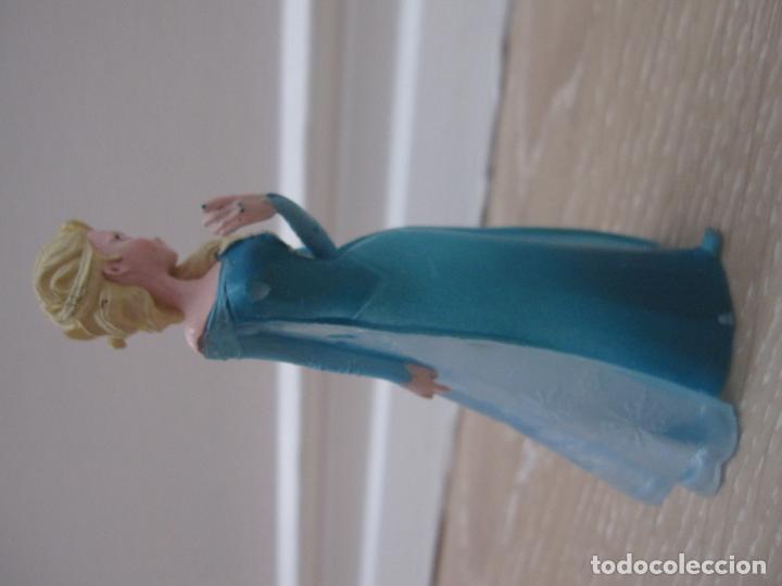 Figuras de goma y PVC: ELSA FROZEN - Foto 2