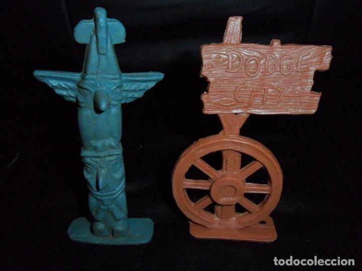 Figuras de goma y PVC: ACCESORIOS VAQUEROS E INDIOS- FIGURA 60S - Foto 1