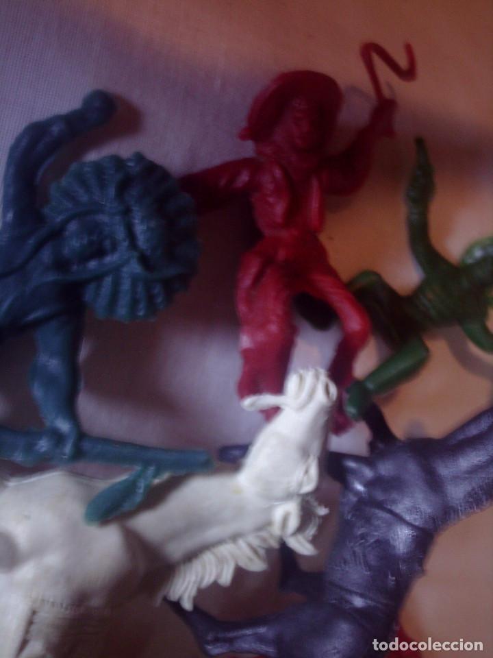 Rubber and PVC Figures: LOTE DE 8 FIGURAS DE LOS A&Ntilde;OS 60, VAQUEROS, INDIOS, CABALLOS, DESCONOZCO MARCA