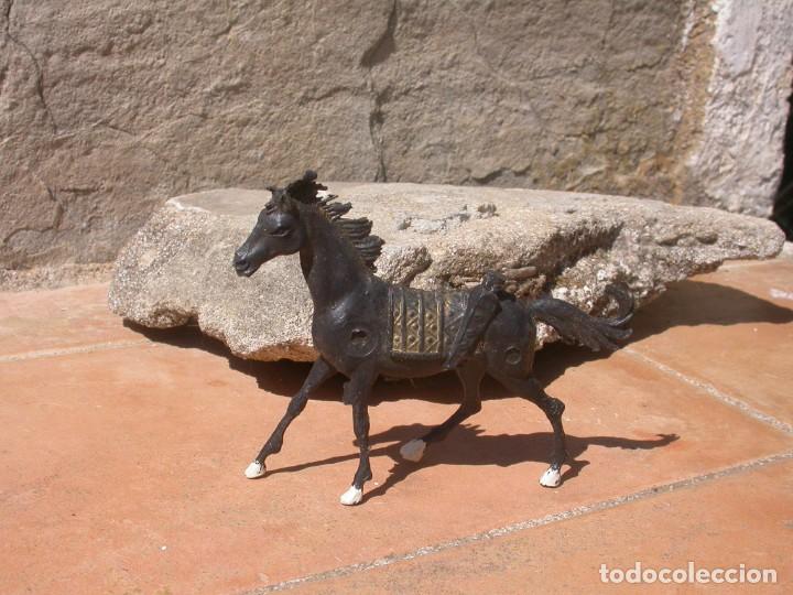 Figuras de goma y PVC: FIGURA COMANSI - Foto 1