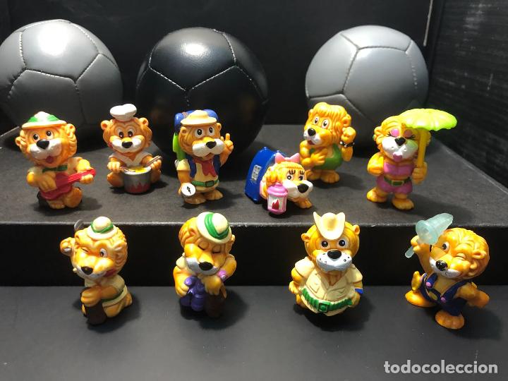 Figuras de goma Kinder: LOTE 10 LEONES KINDER - Foto 1