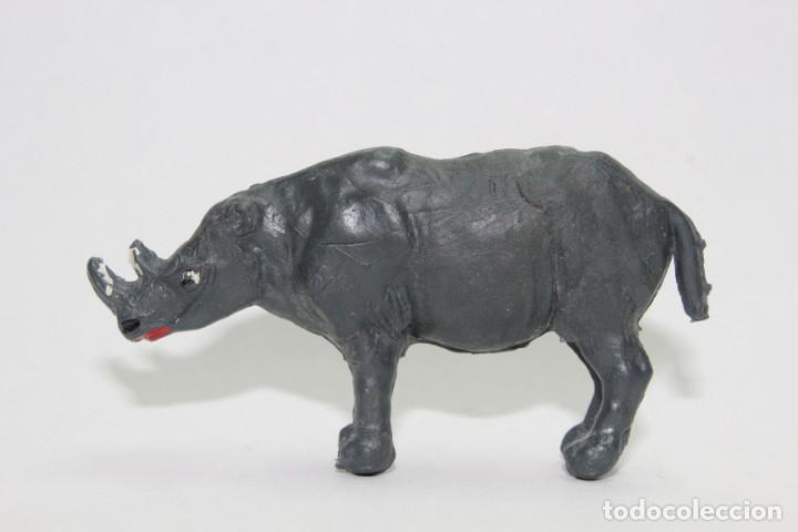 Figuras de goma y PVC: ANIMALES GAMA RINOCERONTE - Foto 1