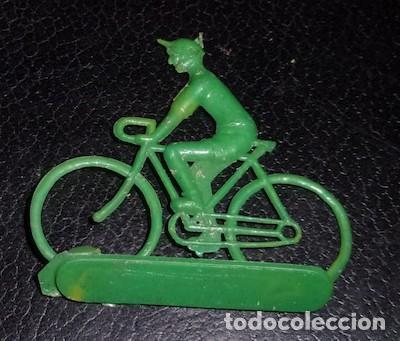 Figuras de goma y PVC: CICLISTA MONTAPLEX, DE PL&Aacute;STICO DURO - Foto 1