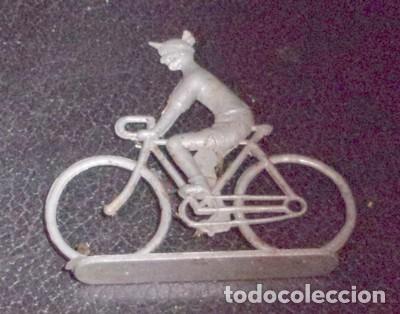 Figuras de goma y PVC: CICLISTA MONTAPLEX, DE PL&Aacute;STICO DURO - Foto 1