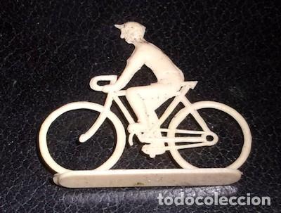 Figuras de goma y PVC: CICLISTA MONTAPLEX, DE PL&Aacute;STICO DURO - Foto 1