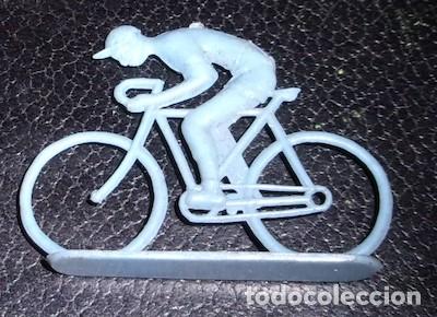 Figuras de goma y PVC: CICLISTA MONTAPLEX, DE PL&Aacute;STICO DURO - Foto 1