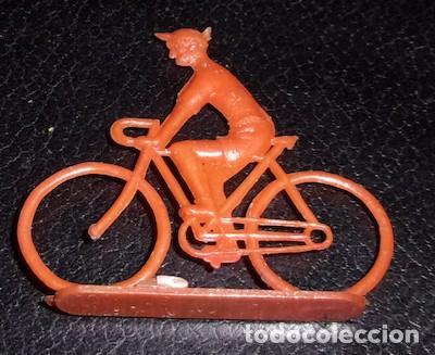 Figuras de goma y PVC: CICLISTA MONTAPLEX, DE PL&Aacute;STICO DURO - Foto 1
