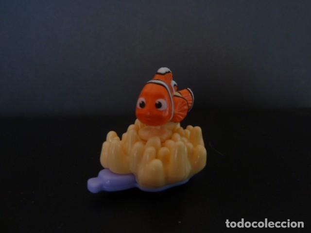 Figuras de goma Kinder: Buscando a Dory. Nemo. Kinder sorpresa - Foto 3