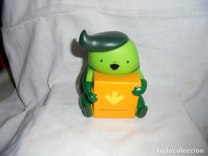 Figuras de goma y PVC: HUCHA DE LA CAJA RURAL - Foto 1