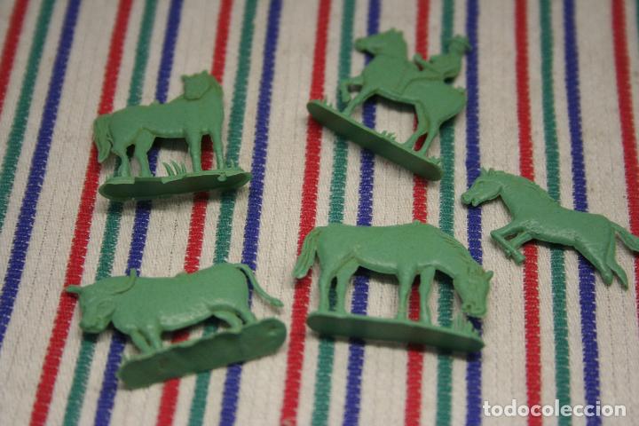 Figuras de goma y PVC: LOTE 5 FIGURAS OESTE - Foto 1