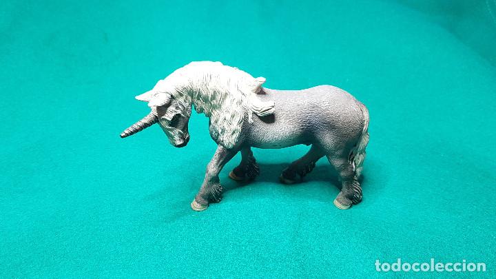 Figuras de goma y PVC: UNICORNIO SCHLEICH (2007) - Foto 1