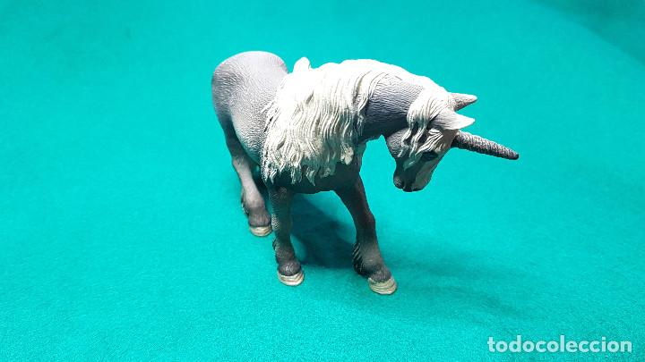 Figuras de goma y PVC: UNICORNIO SCHLEICH (2007) - Foto 5