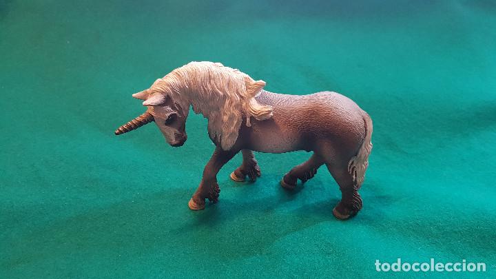 Figuras de goma y PVC: UNICORNIO SCHLEICH (2007) - Foto 10