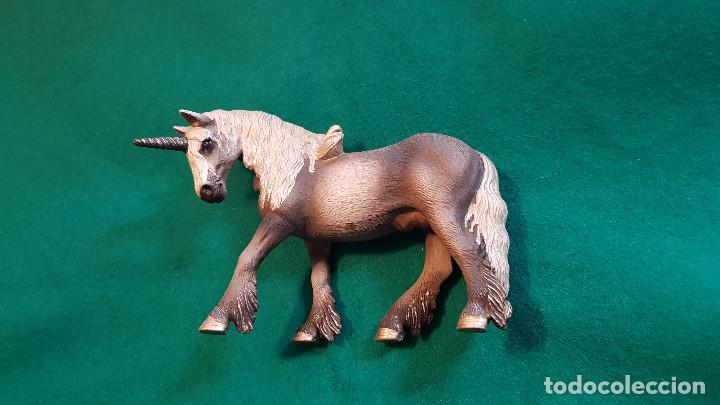 Figuras de goma y PVC: UNICORNIO SCHLEICH (2007) - Foto 12