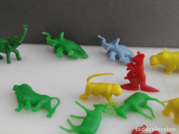 Figuras de goma y PVC: lote de dunkin animales - Foto 5