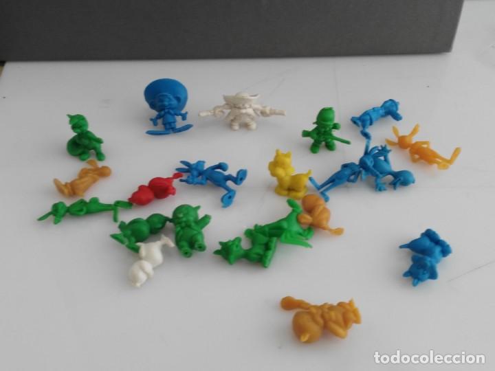 Figuras de goma y PVC: lote de dunkin  warner - Foto 1