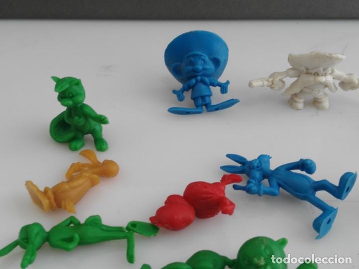 Figuras de goma y PVC: lote de dunkin  warner - Foto 6