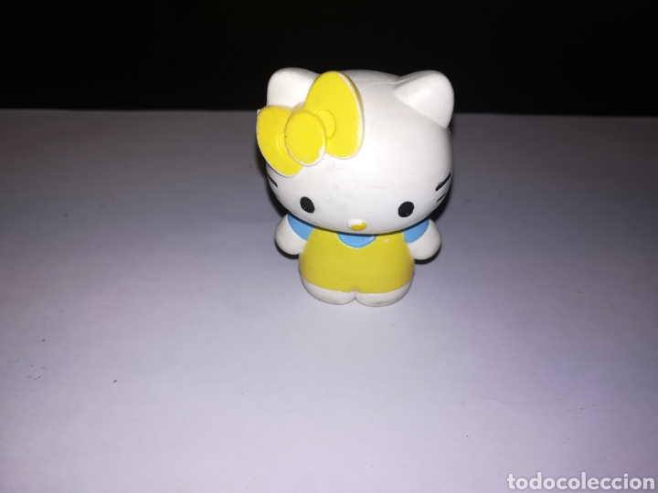 Figuras de goma y PVC: HELLO KITTY FIGURA PVC BULLY - Foto 1