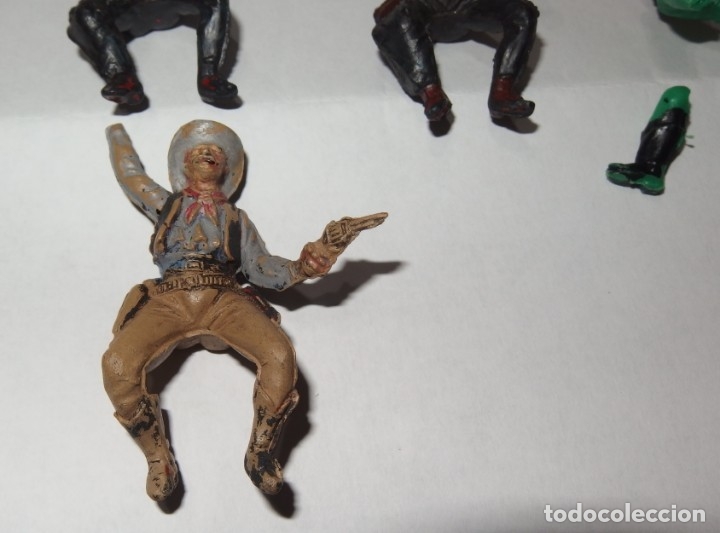 Figuras de goma y PVC: 4 VAQUEROS DE PECH,A&Ntilde;OS 60,DEFECTUOSOS - Foto 3