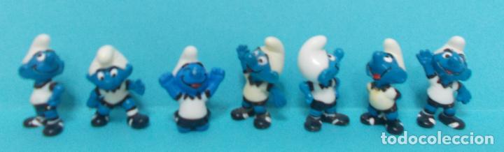 Figuras de Goma y PVC: LOTE DE PITUFOS - KINDER FUTBOL