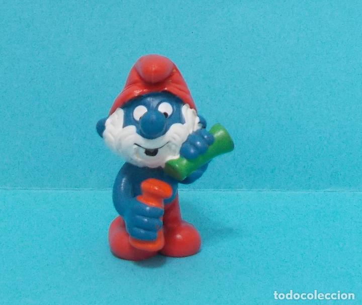 Figuras de goma y PVC: PAPA PITUFO - ORIGINAL SCHLEICH - Foto 1