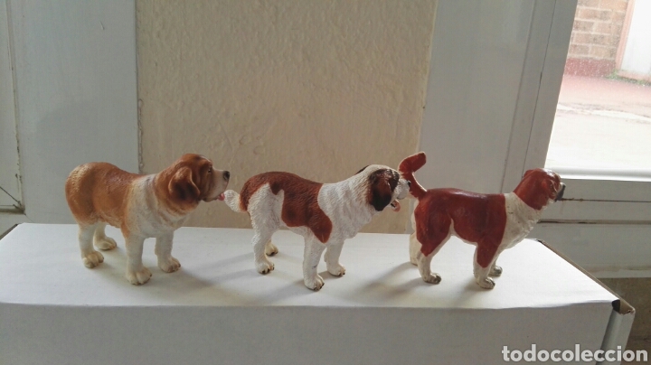 Figuras de goma y PVC: Figuras Perros San Bernardo - Foto 2