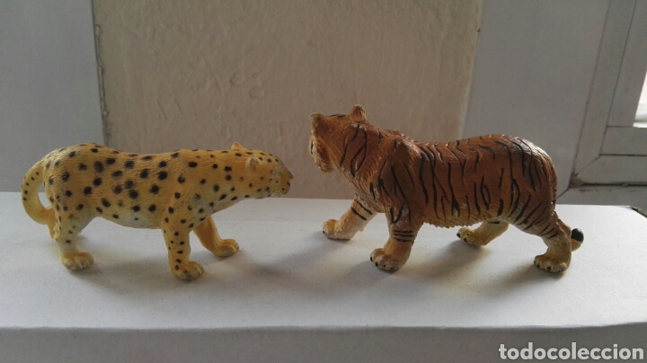 Figuras de goma y PVC: Figuras Tigre y leopardo - Foto 2