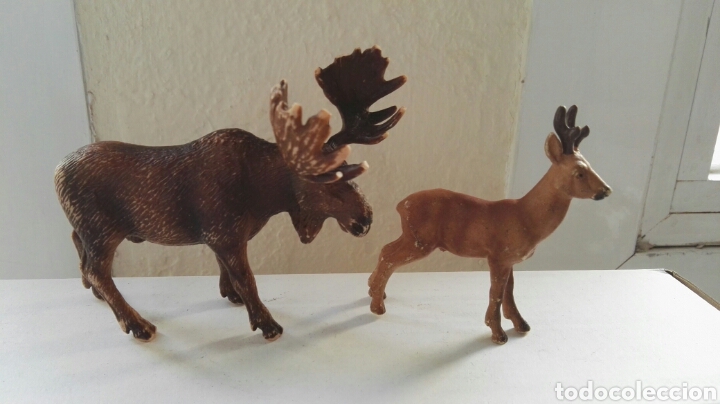Figuras de goma y PVC: Figuras Arces - Foto 1