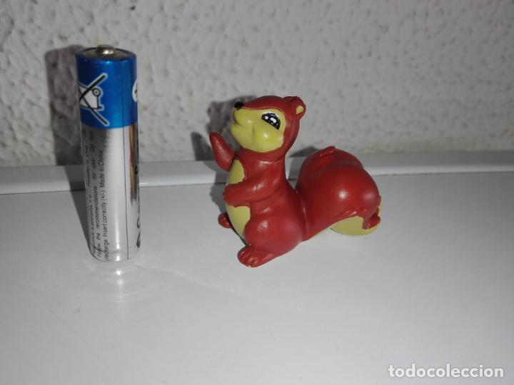 Figuras de goma y PVC: mu&ntilde;eco figura  ardilla disney cpp - Foto 4