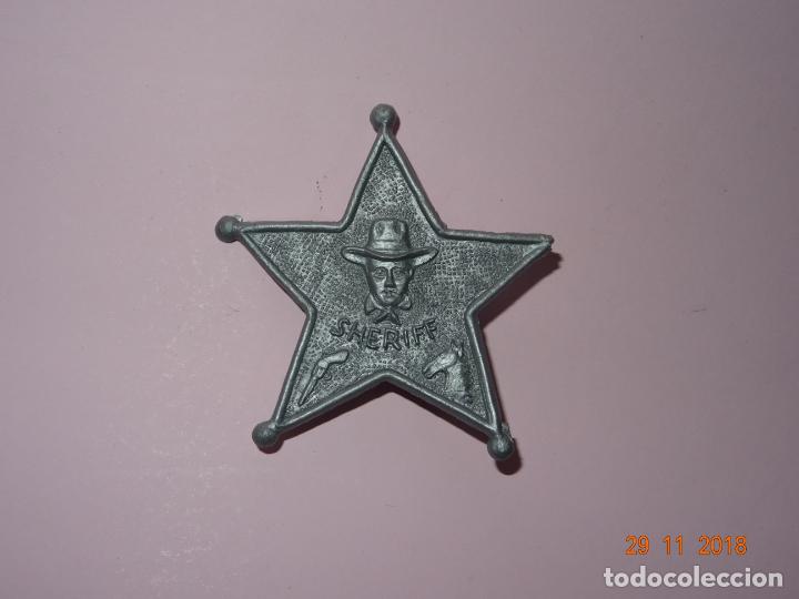 Figuras de goma y PVC: Antigua Estrella en Pl&aacute;stico de SHERIFF - Foto 1