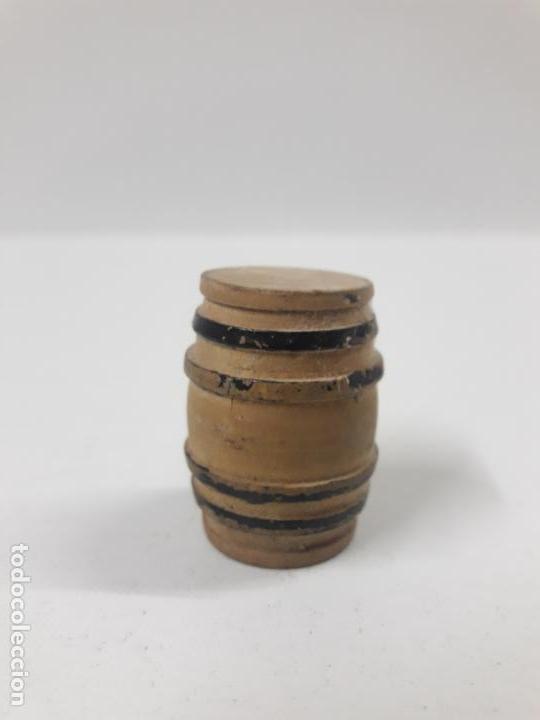 Figuras de goma y PVC: BARRIL EN MADERA . COMPLEMENTO DEL OESTE O DECORADO . A&Ntilde;OS 50 - Foto 1